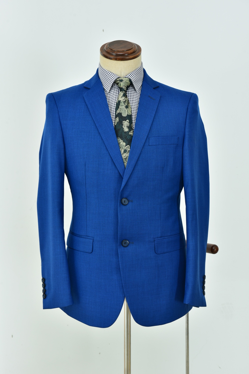 MENSWEAR SUIT